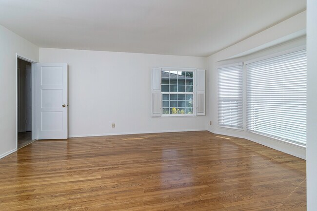 Building Photo - 11136 Orville St
