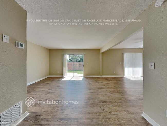 Building Photo - 312 S Moss Rd