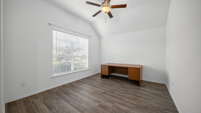 Foto del edificio - 12348 Delta Timber Rd