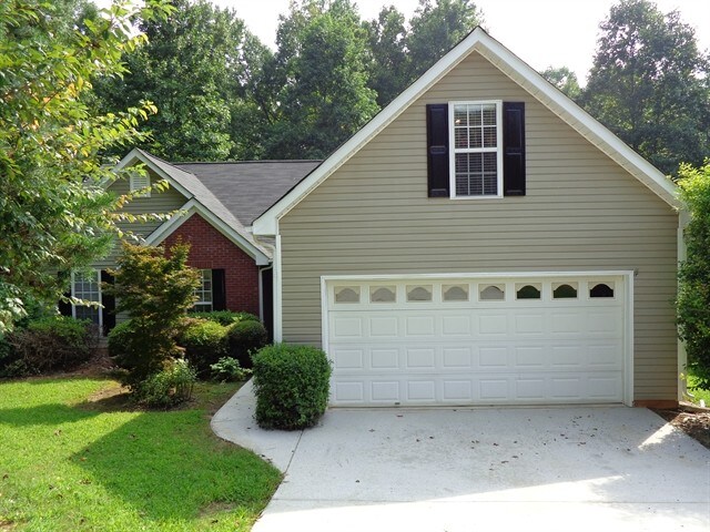 Primary Photo - 2495 Hamilton Parc Lane