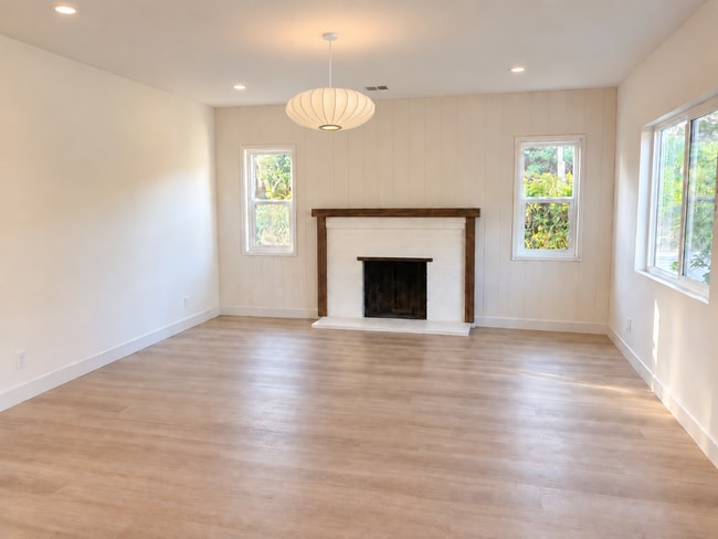 Building Photo - 3115 Curts Ave