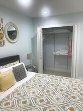 Building Photo - 7921 Abbott Ave