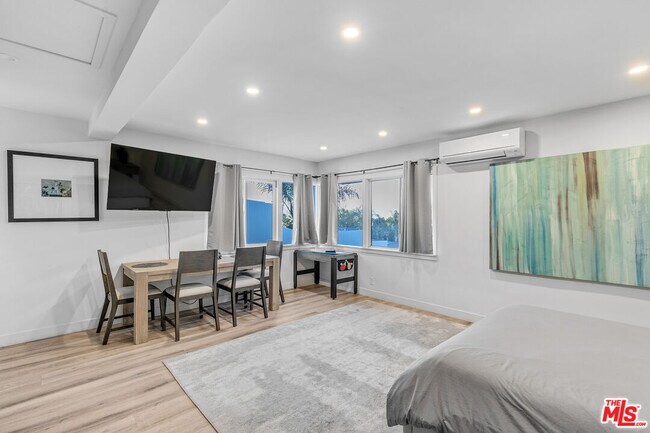 Foto del edificio - 3937 Kentucky Dr