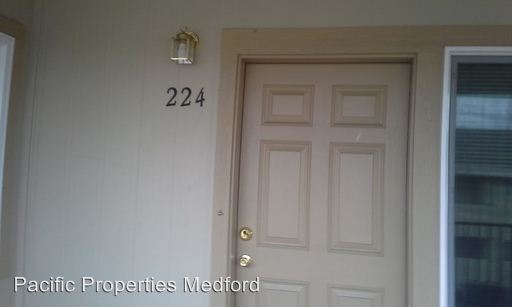 Primary Photo - 755 Stevens St