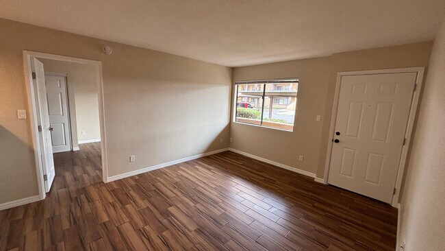 Building Photo - 3601 W Tierra Buena Ln