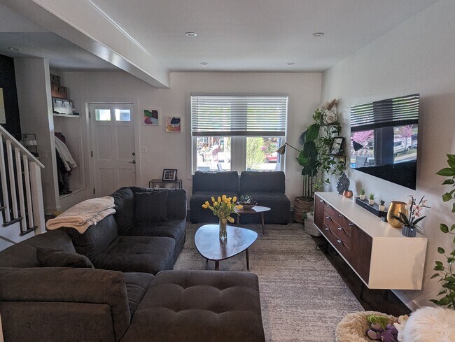 Foto del edificio - 5615 2nd St NW