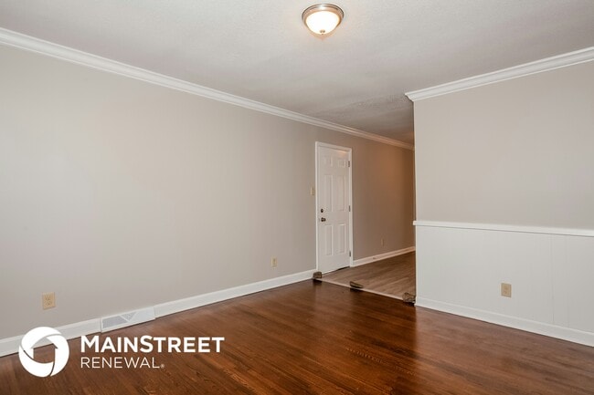 Foto del edificio - 8711 Farmwood Ct