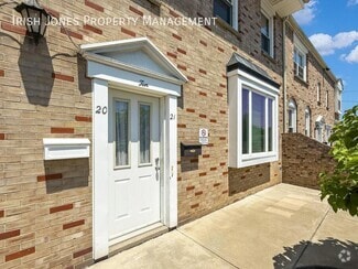 Building Photo - 10 Wayne Terrace