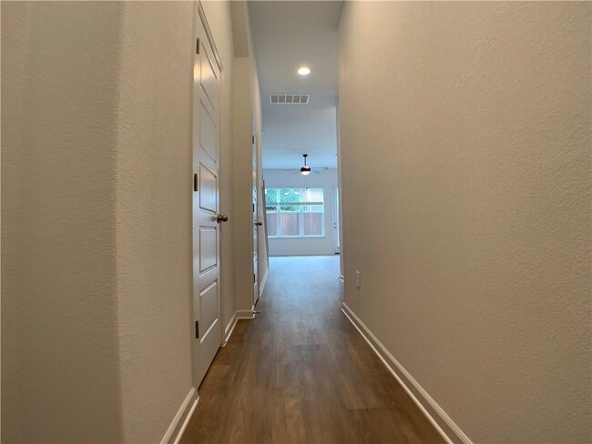 Building Photo - 13612 Cibolo Trace