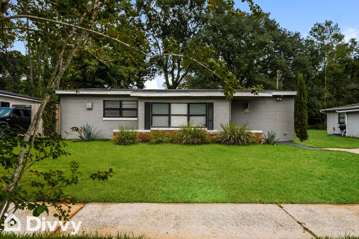 Foto principal - 6671 Kinlock Dr