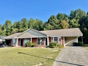 Building Photo - 18-20-20 Sandcreek Dr NW