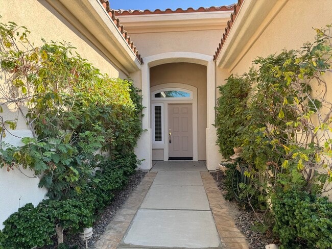 Building Photo - 78768 Yellen Dr