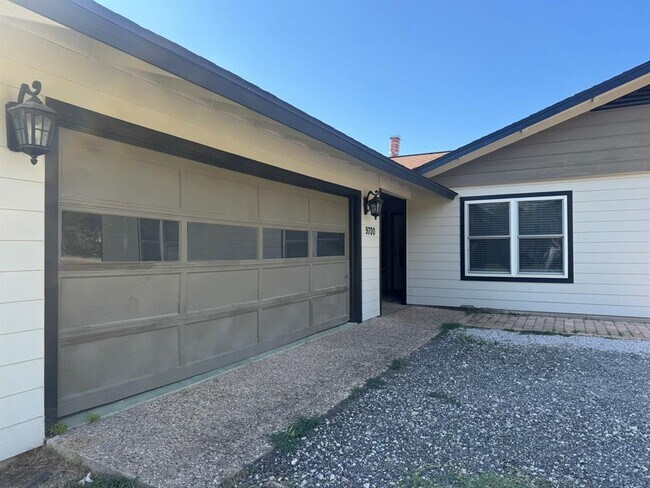 Building Photo - 9700 Swansons Ranch Rd
