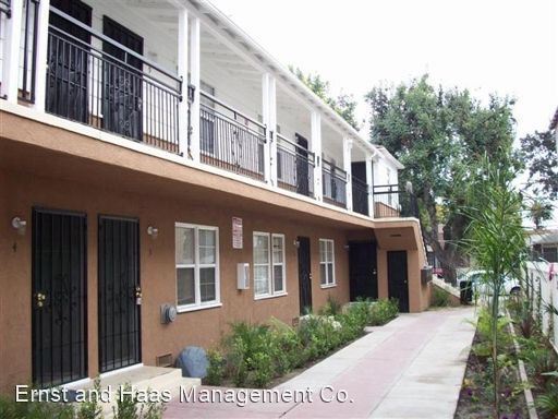 Primary Photo - 2035 Pine Ave