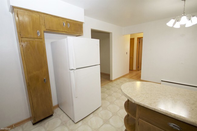 Building Photo - 2545 N 74th Ct