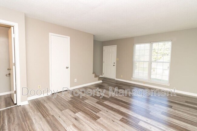 Foto del edificio - 5238 Donlyn Dr