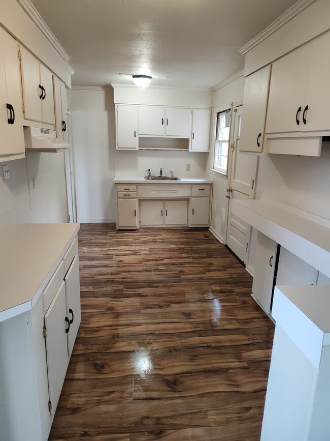 Building Photo - 509 Marcella Dr
