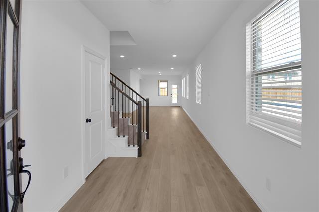 Building Photo - 14139 Gallatin St