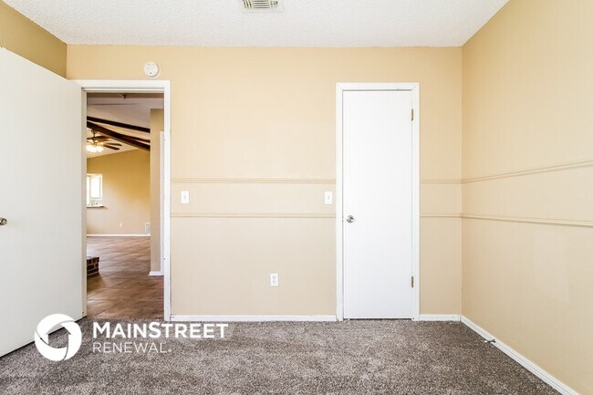 Foto del edificio - 2117 NE 8th St
