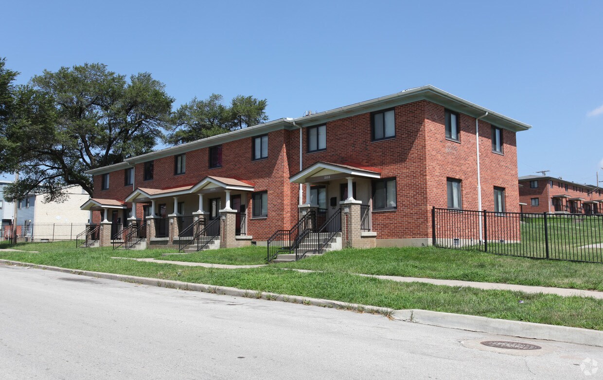 Building Photo - 1016-1024 Garfield Ave
