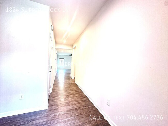 Foto del edificio - 1824 Slippery Rock Ln