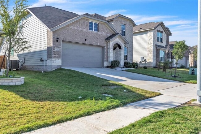 Building Photo - 19321 Hartwell Dr