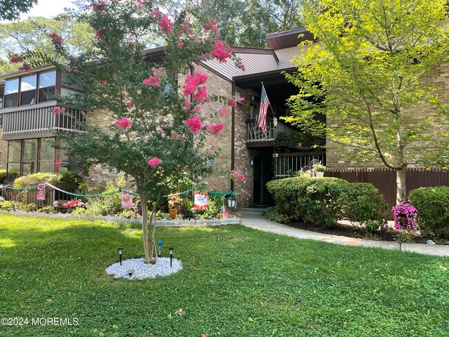 Foto del edificio - 175 Amberly Dr