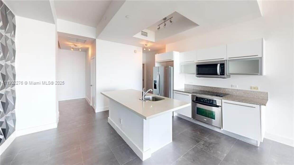 Foto principal - 888 Biscayne Blvd