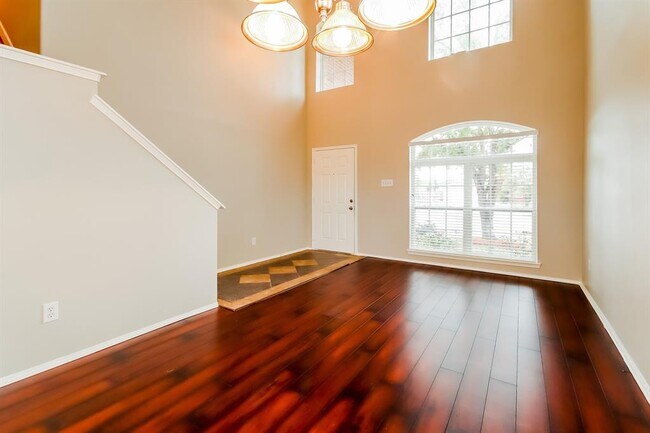 Building Photo - 3206 Eagles Ledge Ct