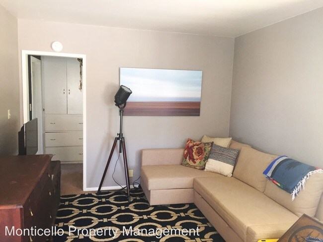 Building Photo - 149 Avenida Miramar