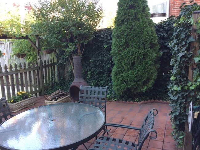 private patio - 1615 Princess Street