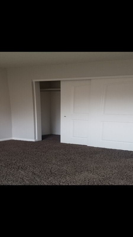 Building Photo - 1165 1550 N