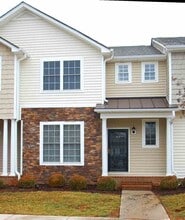 Building Photo - 94 Rowse Dr