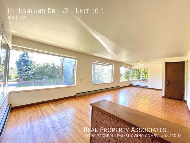 Building Photo - 2-Bedroom Available on Highland Drive - Qu...