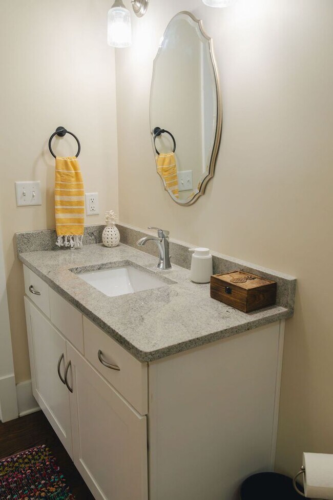 Foto del edificio - Beautiful 3 bedroom Home for Rent, middle of The Nations with a "4th"/bonus room