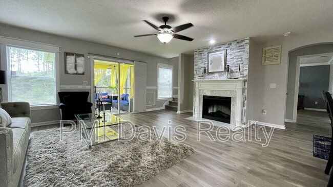 Building Photo - 11814 Lindsey Lake Drive