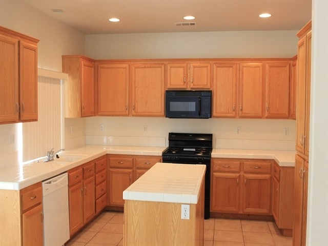 Foto del edificio - 1188 Evergreen Circle