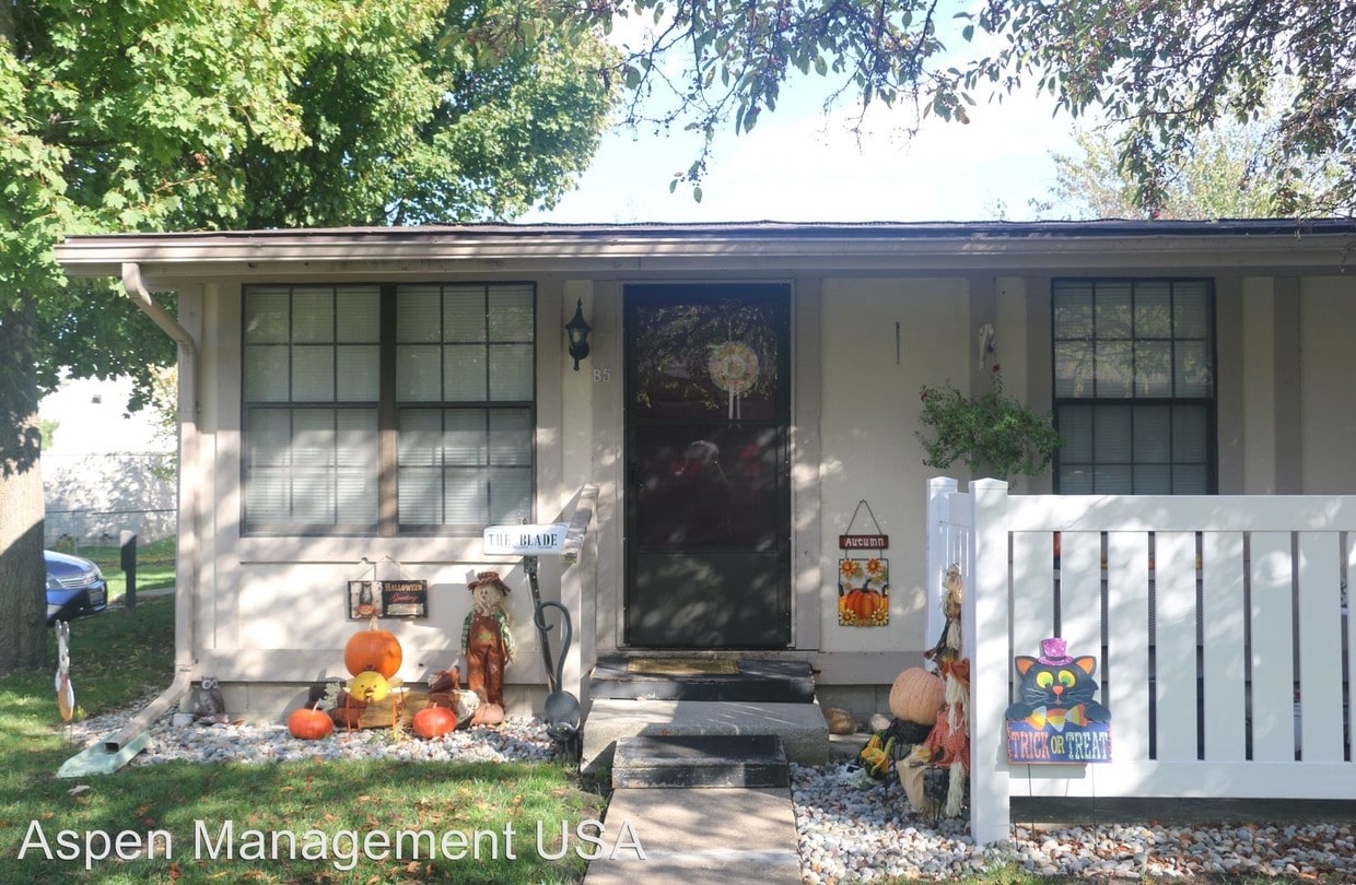 Building Photo - 3525 Navarre Ave