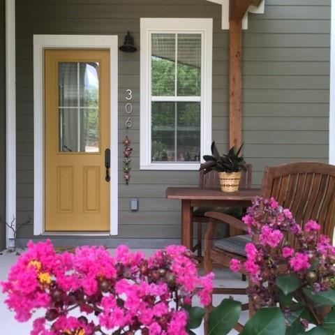 Foto del edificio - 306 NW H St