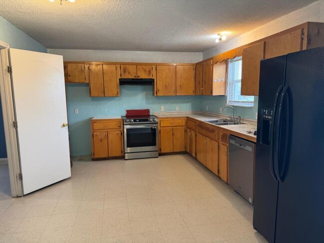 Foto del edificio - 140 Shawn Ln