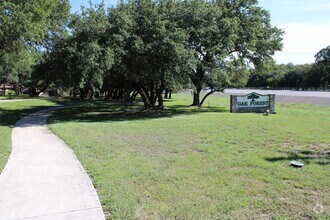 Building Photo - 4400 Lazy Oak Dr