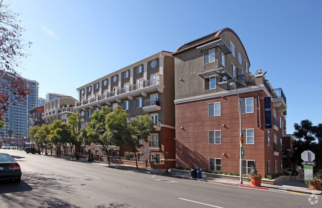 Camden Tuscany - Caprielle Apartments
