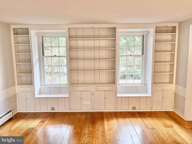 Building Photo - 129 Aberdeen Terrace