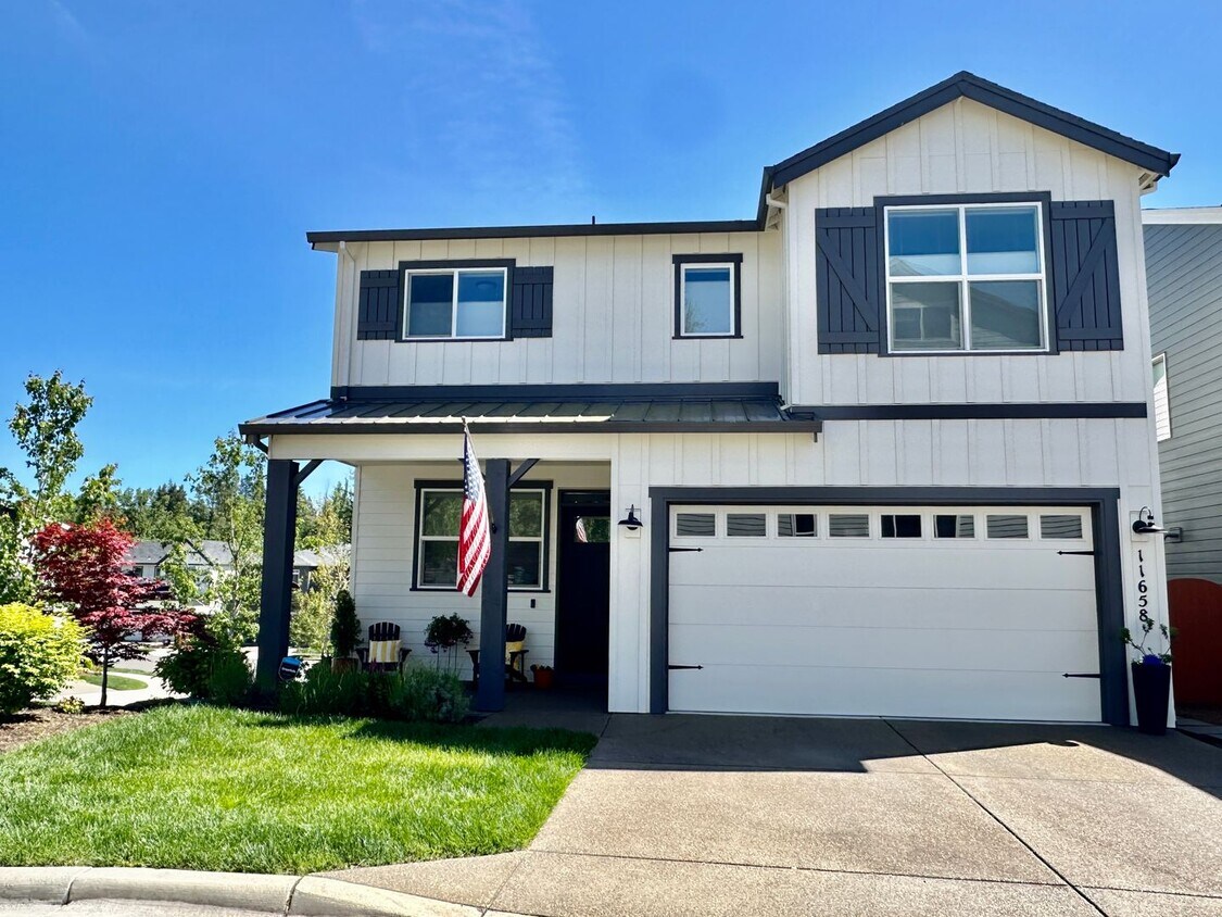 Foto principal - Stunning 2020 Custom-Built Home in the Sou...