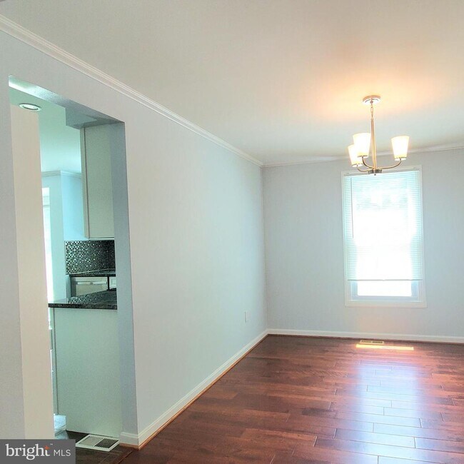 Foto del edificio - 7810 Muncaster Mill Rd