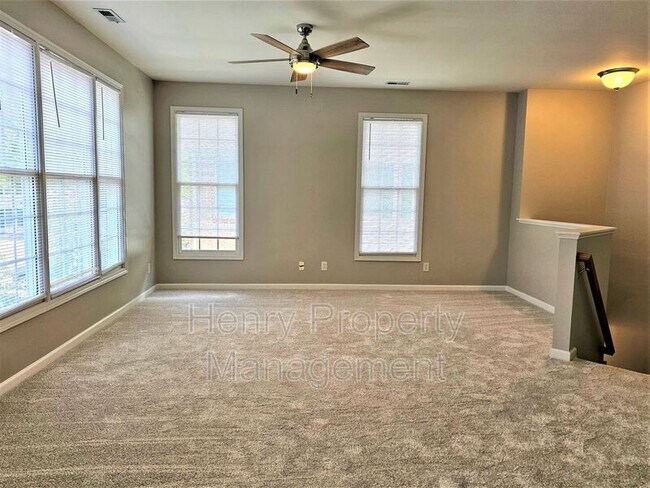 Foto del edificio - 3321 Kudrow Ln