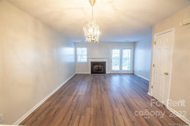 Building Photo - 1752 Pergola Pl