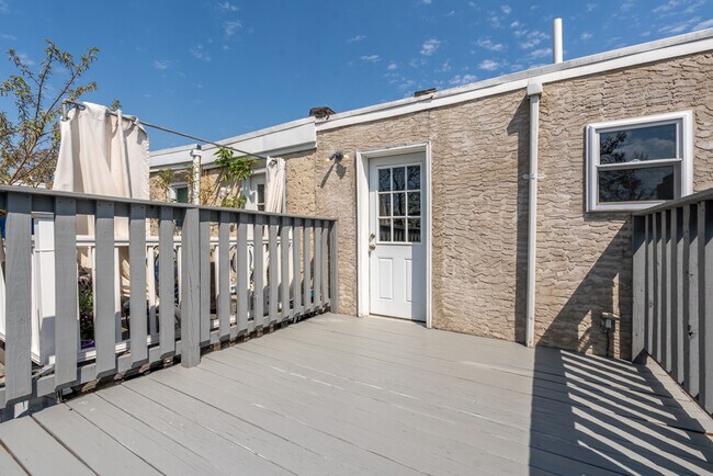 Foto del edificio - 1638 Parrish St