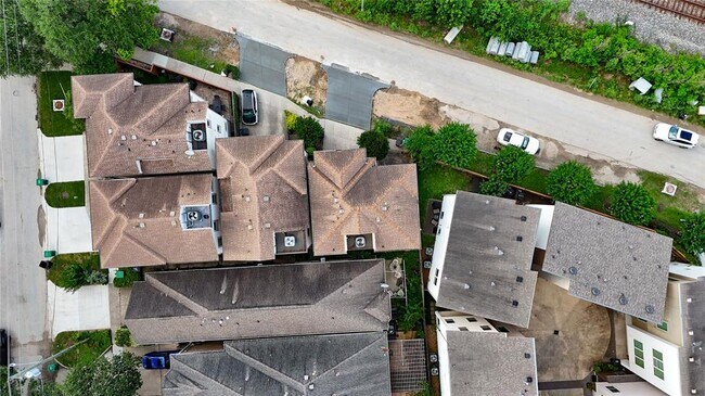 Building Photo - 5711 Allen St