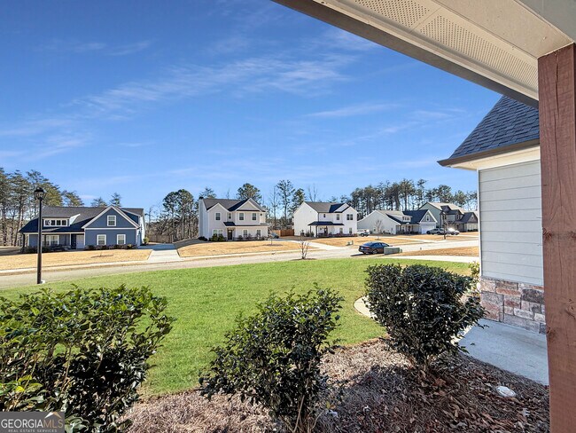 Foto del edificio - 6369 Woodland Station Dr